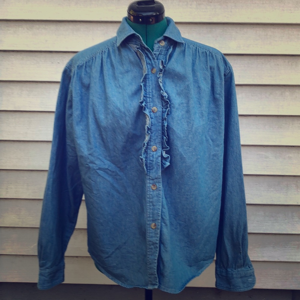 Vintage Chambray Long Sleeve. 100% Cotton. Sz Med